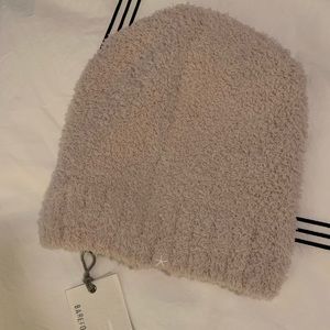 NWT Barefoot Dreams Cozy Chic Beanie in stone